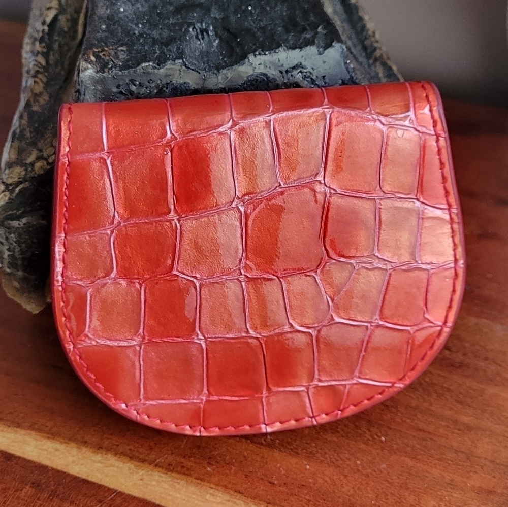 Vintage Bi Fold Wallet  COCCO FIORE RARE RED COLOR Leather Coins Gold Int. Clasp